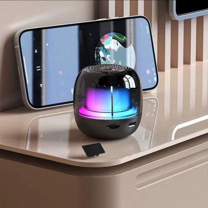 RGB iridescent lighting effect
Transparent body, 4 lighting modes dazzling light, full of atmosphere speaker – 360° with RGB Lights.
