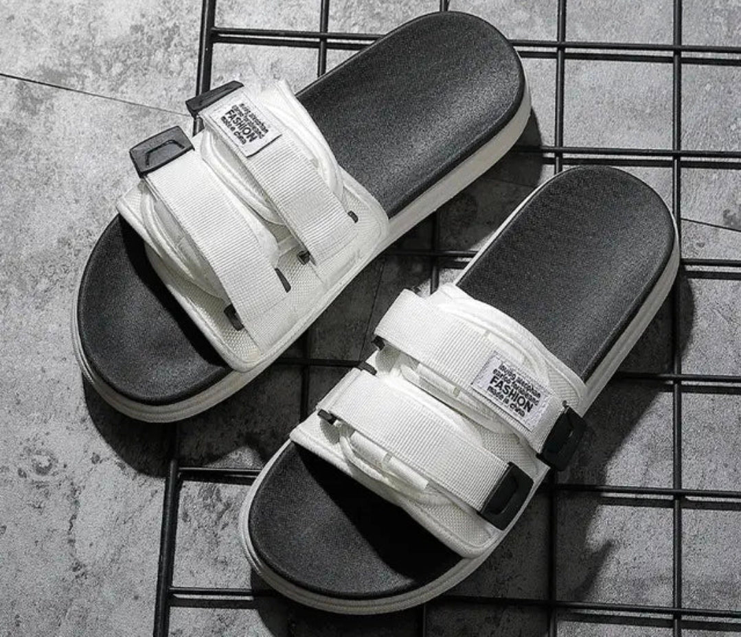 Men's Fashion Bathroom Slippers and Flip Flops