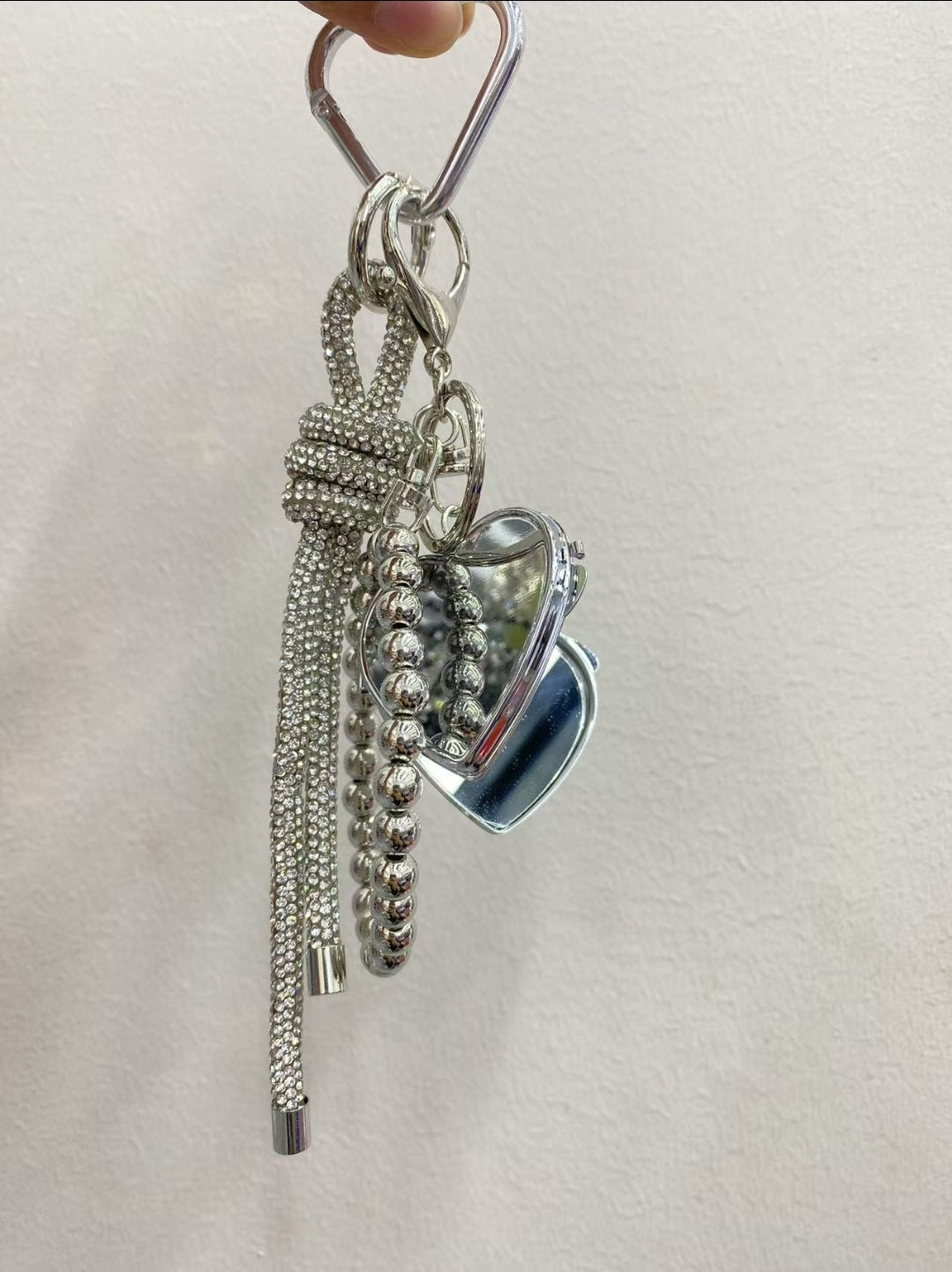 Multifunction Keychain – Style & Safety